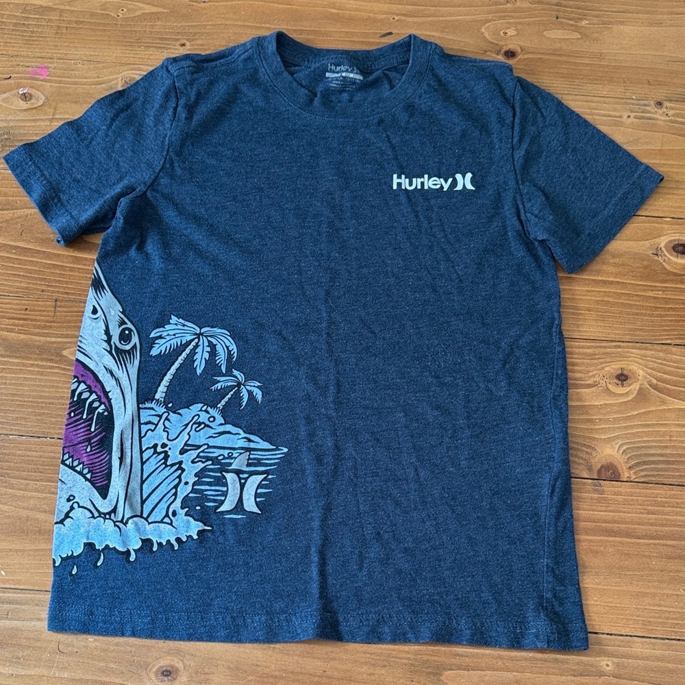 Hurley Dark Blue Shark Graphic‎ Tee